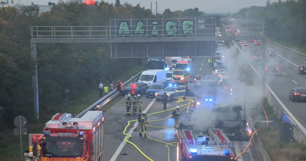 Heidelberg Zwei Tote Bei Schwerem Unfall Auf A5 Fahrbahn Weiter Voll