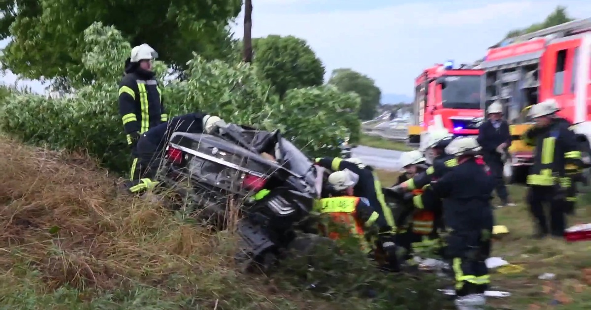 Mannheim T Dlicher Unfall Auf B Bei Sandhofen Rnf De