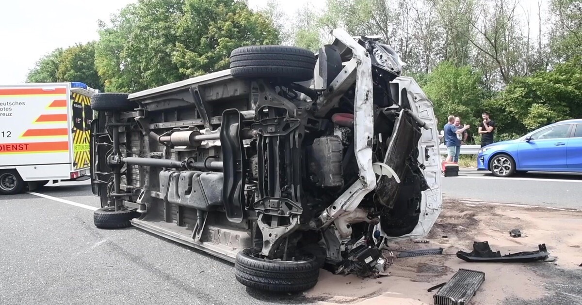 Acht Verletzte Bei Unfall Auf A Rnf De